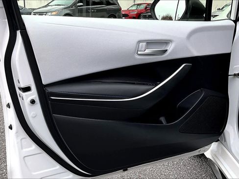 Used 2022 Toyota Corolla SE image 20