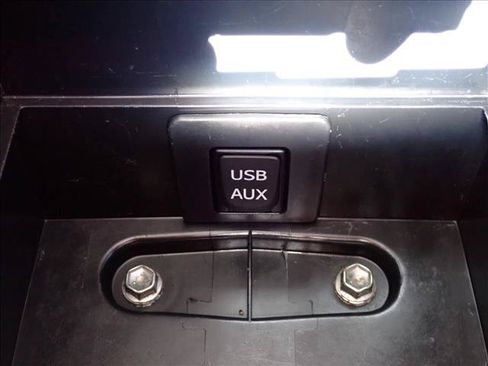 Used 2011 Scion xB FWD image 20