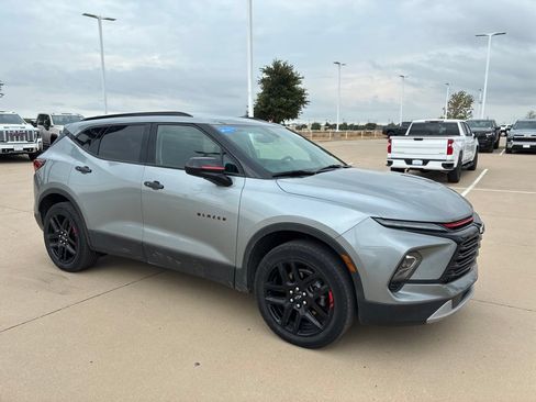 Used 2024 Chevrolet Blazer LT w/ Redline Edition FWD image 5