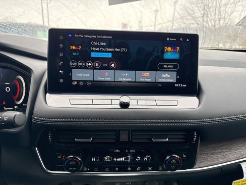 New 2026 Nissan Rogue Platinum image 16