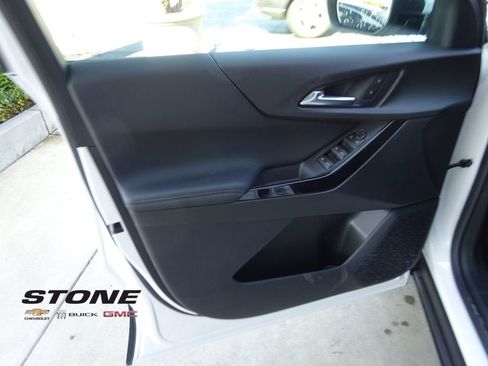 New 2026 Chevrolet Equinox LT FWD image 24