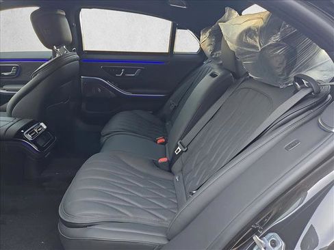New 2026 Mercedes-Benz S 63 AMG S image 15
