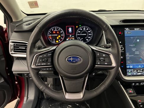Used 2025 Subaru Outback Limited AWD/4WD image 17