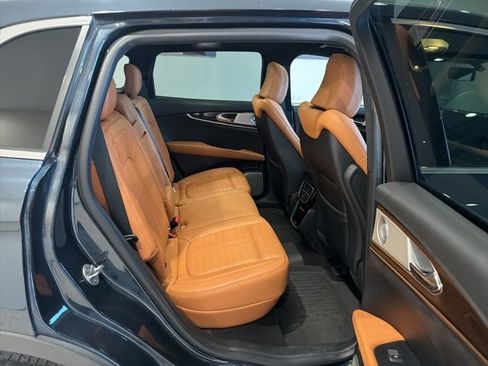 Used 2022 Lincoln Nautilus Black Label w/ Class II Trailer Tow Package image 19