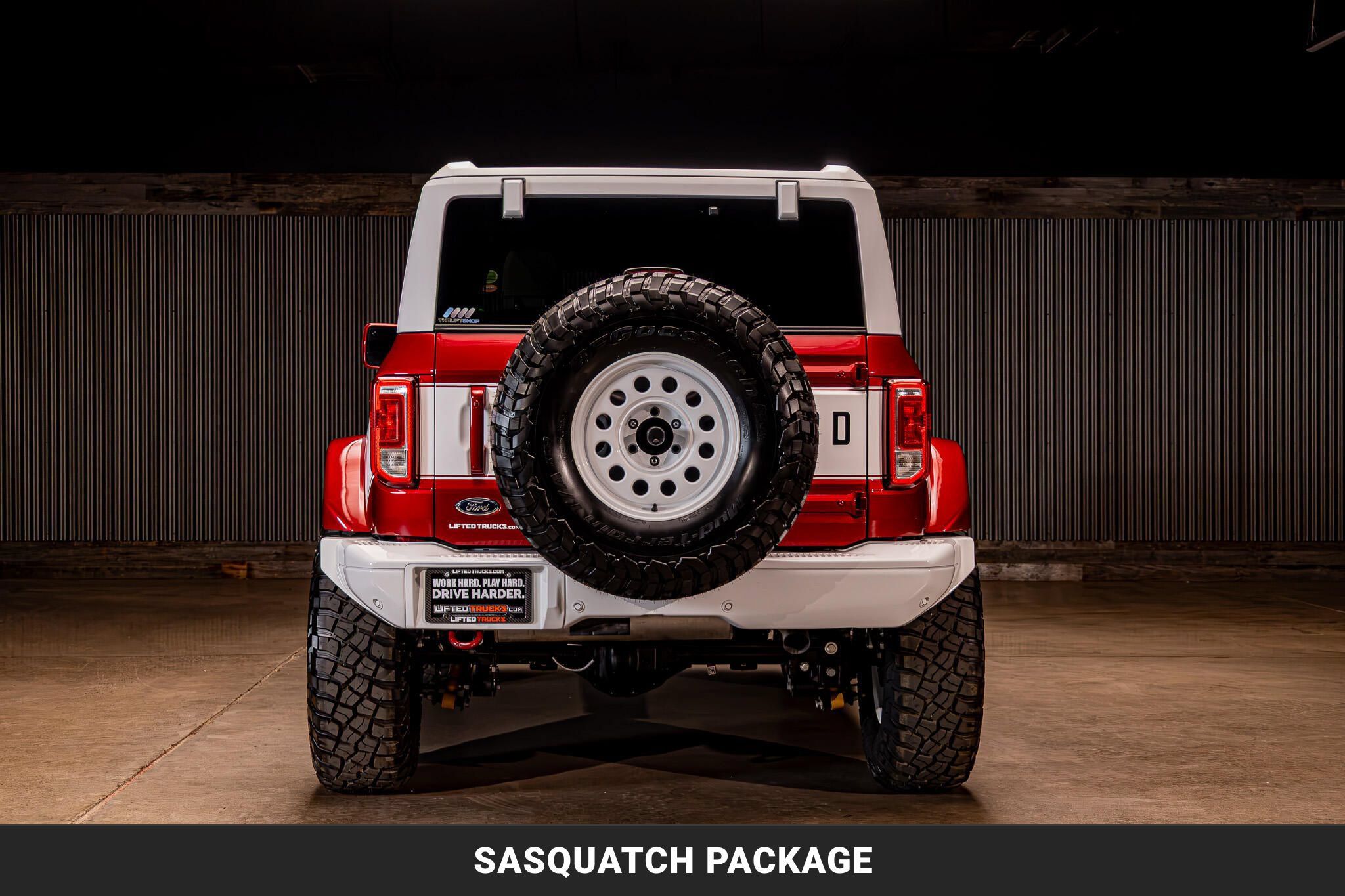 Used 2025 Ford Bronco Heritage Edition AWD/4WD image 8