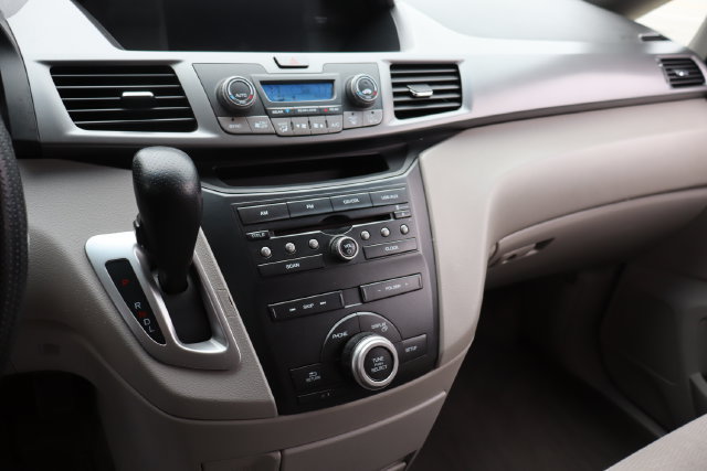 Used 2013 Honda Odyssey EX image 21