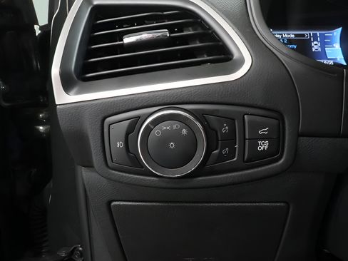Used 2024 Ford Edge SEL w/ Convenience Package AWD/4WD image 19