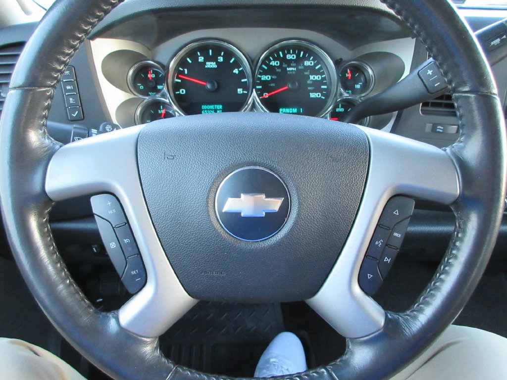Used 2008 Chevrolet Silverado 2500 LT w/ 1LT Convenience Package AWD/4WD image 30