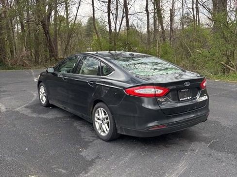 Used 2013 Ford Fusion SE image 10