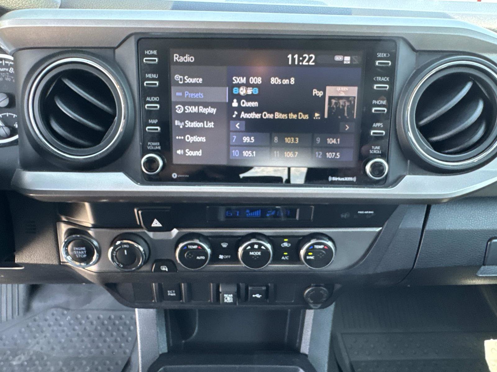 Used 2023 Toyota Tacoma SR5 AWD/4WD image 28