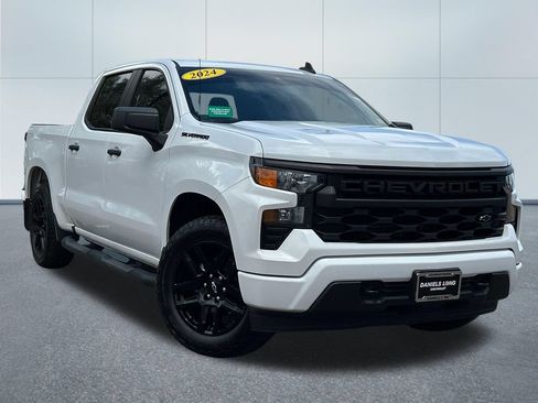 Used 2024 Chevrolet Silverado 1500 Custom w/ Turbomax Blackout Package AWD/4WD image 33