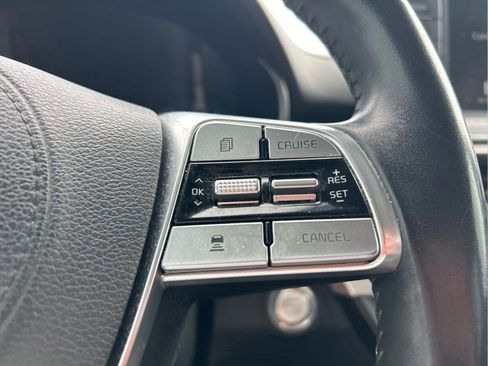 Used 2020 Kia Telluride S FWD image 16