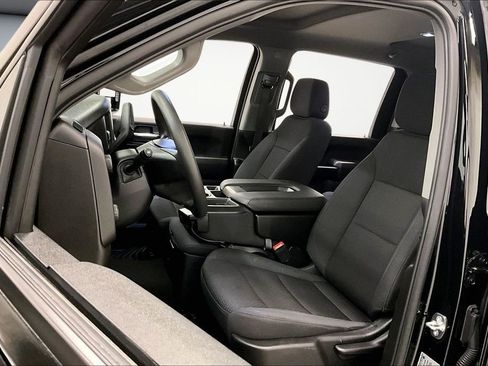 Used 2024 Chevrolet Silverado 2500 Custom image 22