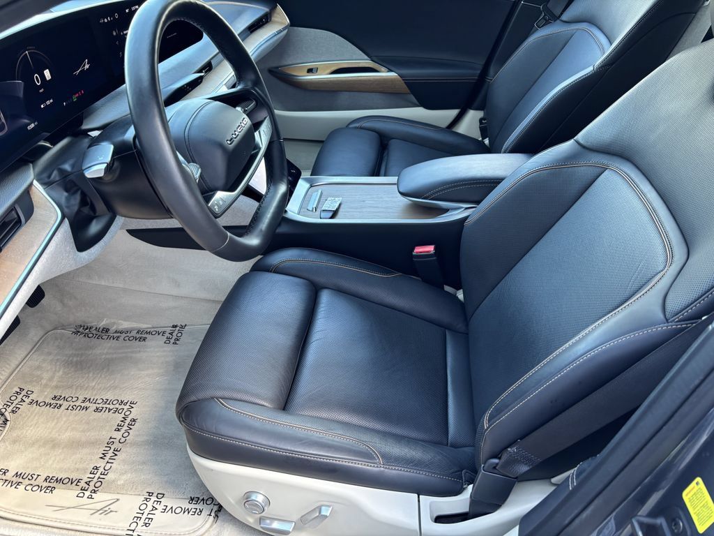 Used 2024 Lucid Air Touring AWD/4WD image 12