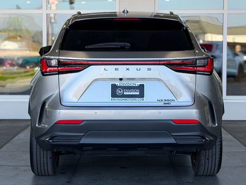 Used 2025 Lexus NX 350h AWD w/ Accessory Package (2T) image 11