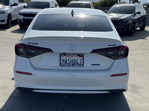 Used 2026 Honda Civic FWD Hybrid Sedan image 5