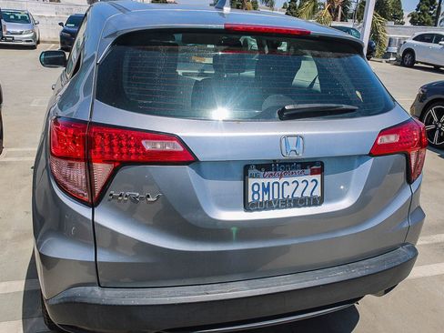 Used 2017 Honda HR-V LX image 13