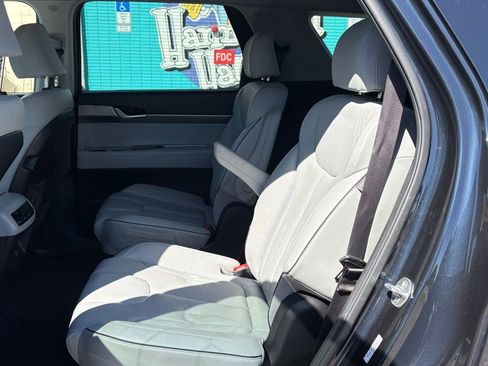 Used 2024 Hyundai Palisade SEL image 11