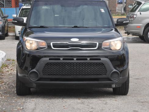 Used 2014 Kia Soul + image 3