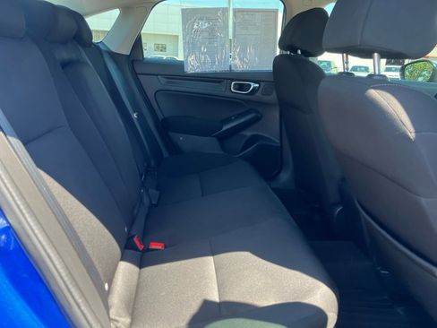 Certified 2023 Honda Civic EX image 33
