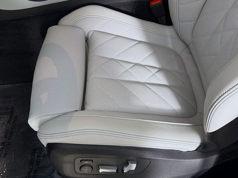 New 2026 BMW X5 sDrive40i w/ Premium Package RWD image 20