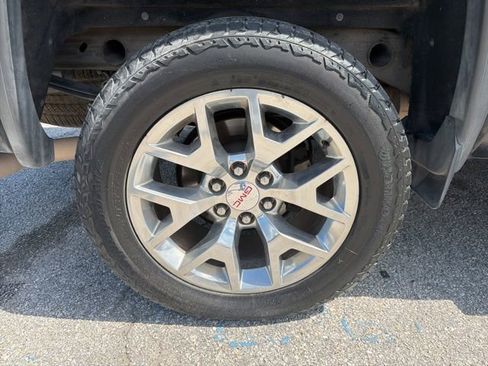 Used 2018 GMC Sierra 1500 SLT w/ Texas SLT Premium Package AWD/4WD image 32