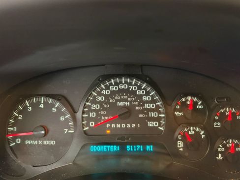 Used 2008 Chevrolet TrailBlazer LT w/ Off-Road Package AWD/4WD image 12