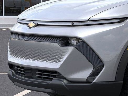 New 2026 Chevrolet Equinox EV LT AWD/4WD image 13