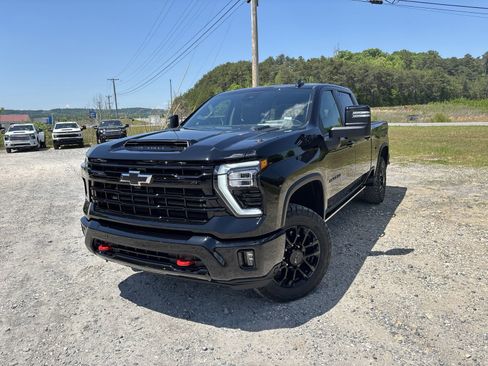 New 2026 Chevrolet Silverado 2500 LTZ w/ Trail Boss Package AWD/4WD image 10