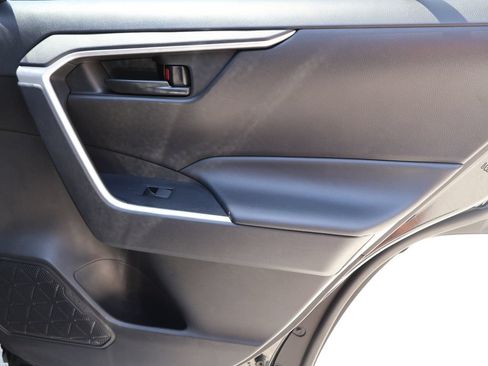 Used 2025 Toyota RAV4 LE FWD image 10