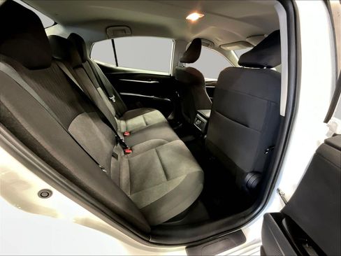 Used 2025 Toyota Camry LE FWD image 25