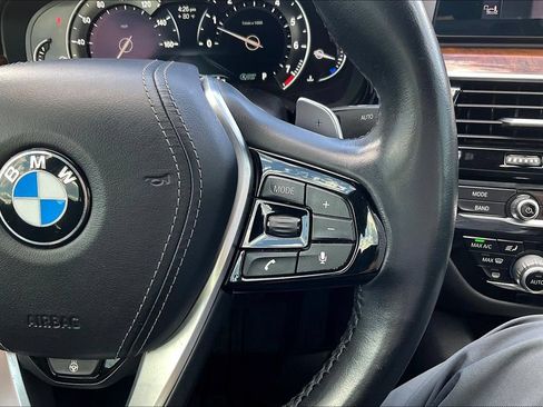 Used 2019 BMW 540i xDrive w/ Convenience Package AWD/4WD image 12
