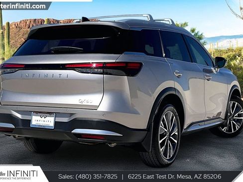 Used 2026 INFINITI QX60 Luxe w/ Cargo Package FWD image 2