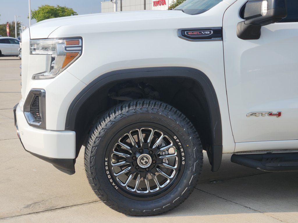 Used 2020 GMC Sierra 1500 AT4 w/ AT4 Premium Package AWD/4WD image 9