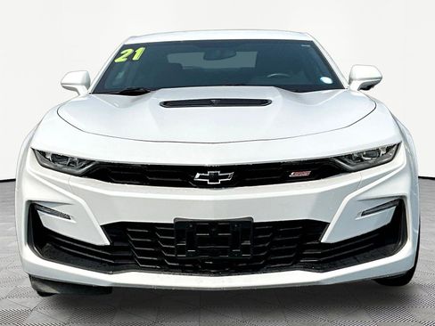 Used 2021 Chevrolet Camaro SS RWD image 2