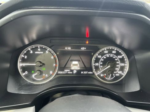 Used 2025 Mitsubishi Outlander SE image 22