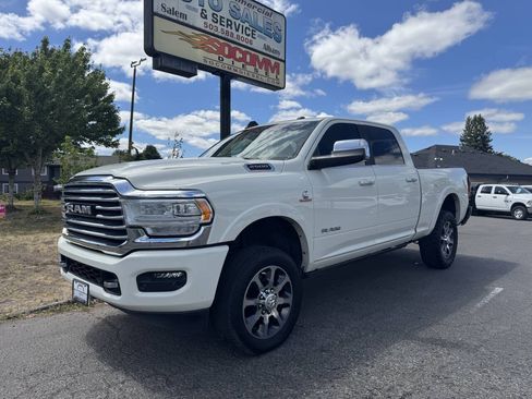 Used 2022 RAM 2500 Limited AWD/4WD image 1