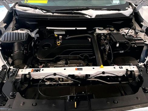 Used 2023 GMC Terrain SLT image 28