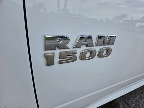 Used 2018 RAM 1500 Express RWD image 5