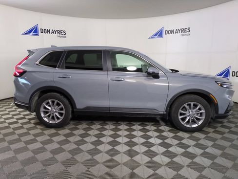 Used 2024 Honda CR-V EX image 6