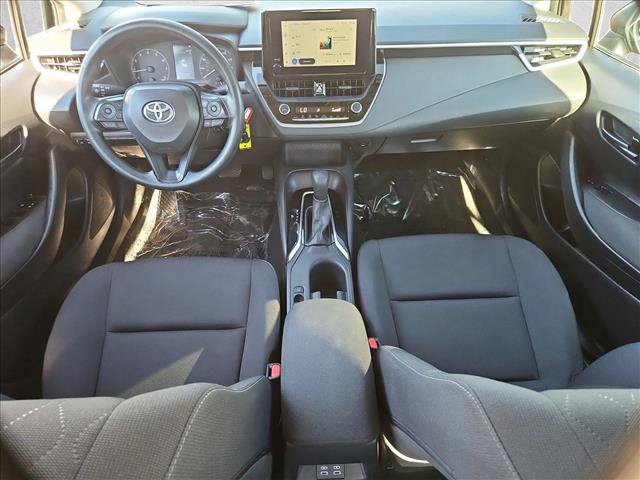 Used 2025 Toyota Corolla LE FWD image 22