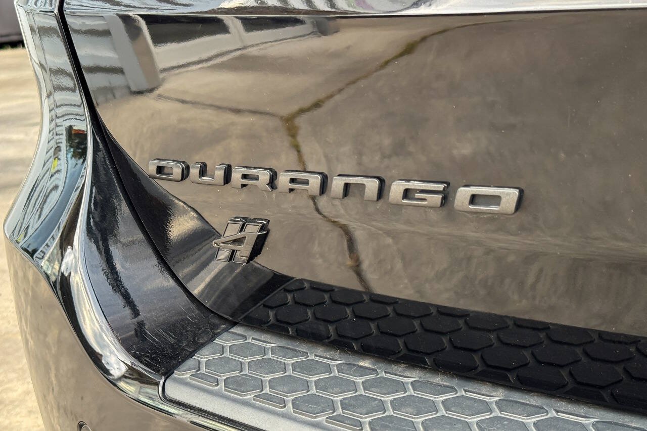 Used 2021 Dodge Durango SRT w/ Technology Group AWD/4WD image 17