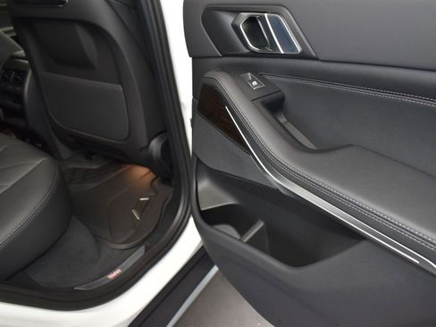 New 2026 BMW X5 sDrive40i w/ Parking Assistance Package image 21