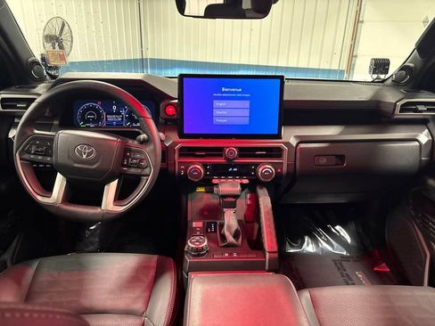 Used 2025 Toyota 4Runner Limited image 6