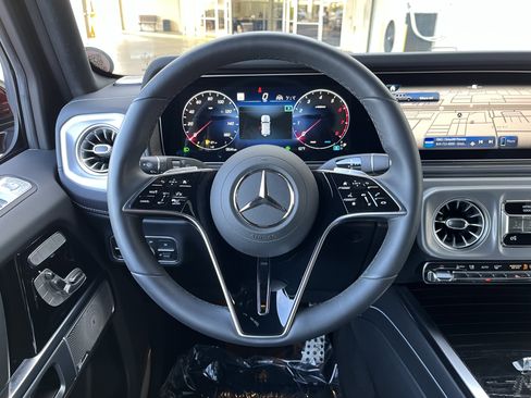 New 2025 Mercedes-Benz G 550 image 18
