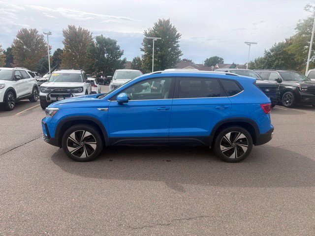 Used 2024 Volkswagen Taos SE AWD/4WD image 6