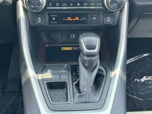 Used 2025 Toyota RAV4 Limited w/ Advanced Technology Package FWD image 24