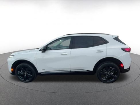 Used 2024 Buick Envision Sport Touring image 9