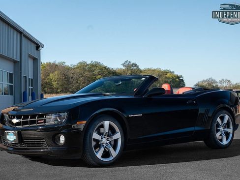 Used 2011 Chevrolet Camaro SS w/ RS Package image 6