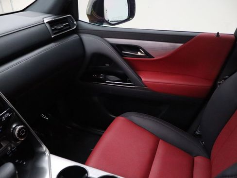 Used 2023 Lexus LX 600 F Sport image 26